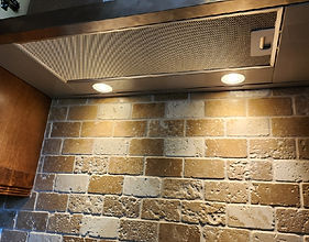 Hoodfan installation 1 montreal 39870.jpg